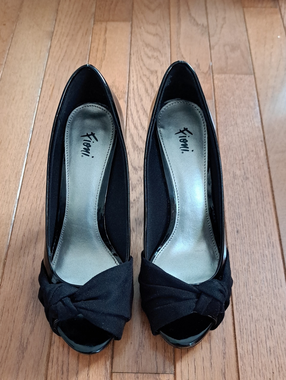 FIONI  Black Peep-Toe Knot Pumps